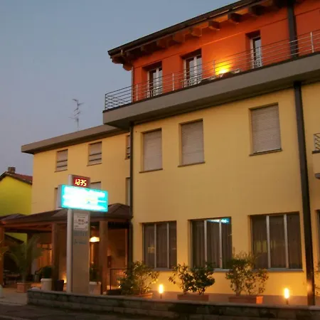 La Rosta 2*