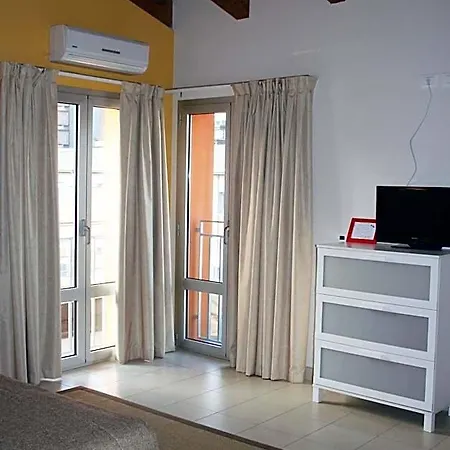 Hotel La Rosta 2*