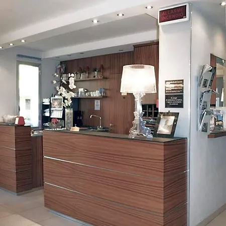 La Rosta Hotel 2*