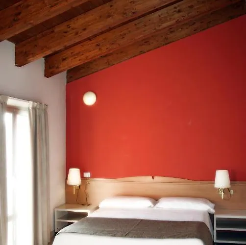 La Rosta מלון 2*